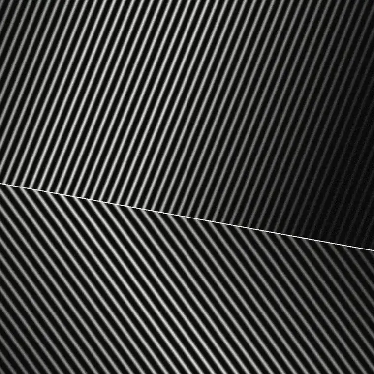 Pochette de la live tape Tôlerie 04:20 — tôle pliée en lumière rasante